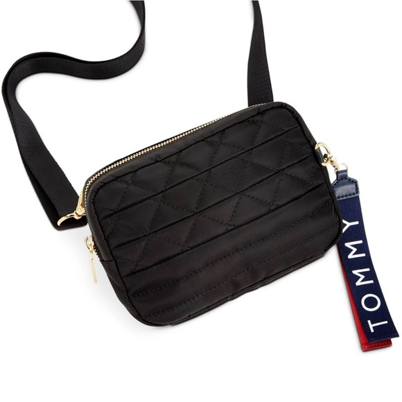 TOMMY HILFIGER Black Adjustable Strap Belt Fanny Bag Purse Black AUTHENTIC NEW